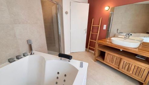 L'Evasion Bretonne - Superbe T3 - Centre Ville - Balnéo - Photo 4, Shower