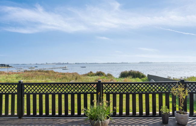 "Gyrth" - 20m to the fjord - Photo 10