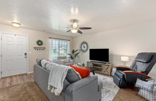 Pet Friendly Stay Sleeps 9 Pool Workspace - Foto 16