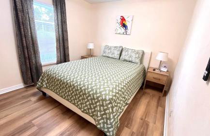 NEW Daytona Beach - Cozy Vacation Home with Saltwater Pool - Foto 24