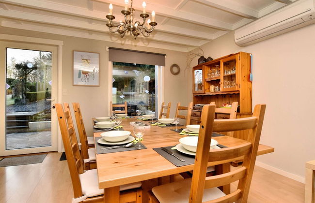 Family Retreat With Garden - Photo 31