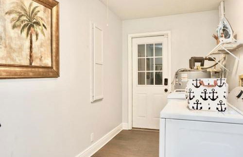 5BR House - Pool - Hot Tub - 8 Min to Hannah Park - Foto 5