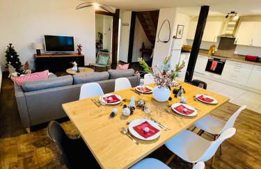 Alsace's Home - Photo 1