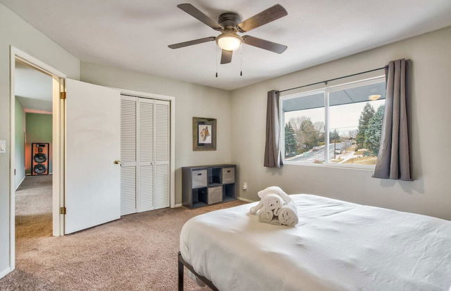 2brclose To Hiking & Garden of Godsbose Surround Sound Pet-friendly - Photo 2