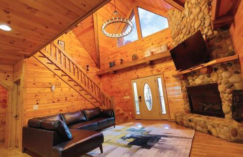 Luxury Cabin with Heated Pool, Hot-Tub & Deluxe Outdoors - Photo 42