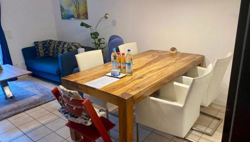 Gemütliche und voll ausgestatette 2 Zimmer Ferienwohnung am Wörthsee mit Terrasse, Grill, Schaukel, Doppelbett oder getrennte Betten fußläufig zu S-Bahn nach München und See, ideal zum Entspannen aber auch zum Arbeiten - Foto 3