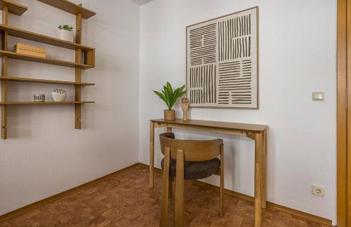 LeHaStays - Apartment Buckau 16 I WLAN I SmartTV - Photo 12