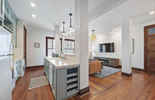 Historic, chic loft 3 blocks from The Strand in downtown Galveston - Foto 8