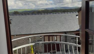 The Carthouse - Photo 5