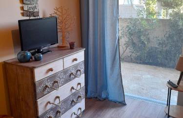 SeaView Backyard - Photo 13