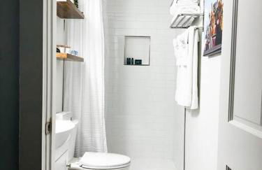 Vineyard Cottage-Pet Friendly & Walk to Oaklawn! - Foto 35