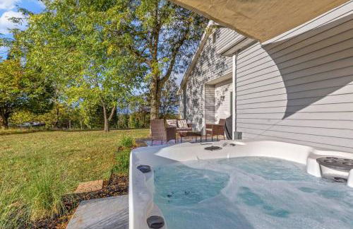 The Luxe/Hot Tub/Putt Putt/10 Miles Shaker Village - Foto 1