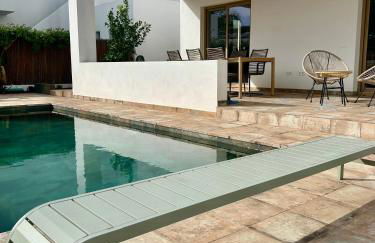 Casa Milivan Modern Family Villa with Private Pool - Photo 1