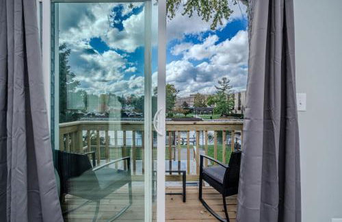 3BR 2BTH Waterfront Vacation Rental on Riverwalk to Downtown McHenry with Pier - Foto 39