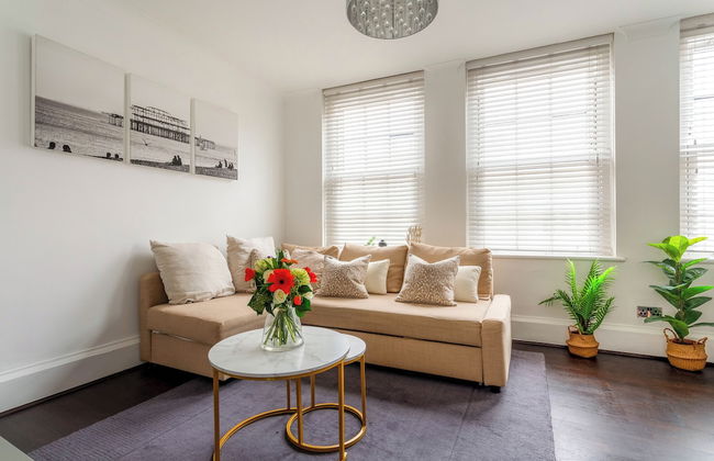 Super Central 3 Bed Property - Foto 1