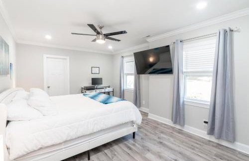 Winston Sleeps 16 - 2 Kitchens - Photo 19