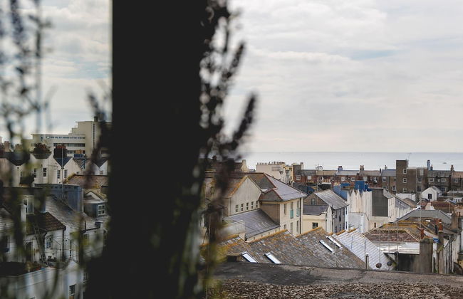 Designer Retreat 5 Location Balcony Parking - Photo 15