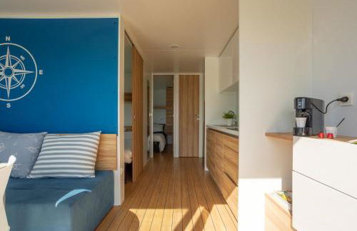 AQUA RESORT GIULIANOVA - Houseboat Experience - Photo 11