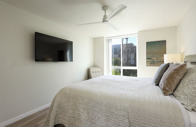 Oceanside Beach Condos - Photo 3