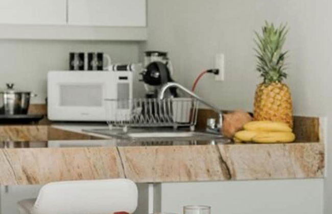 Level luxury condos - Photo 15