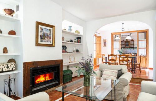 Casa rural Buenos Días con chimenea, calefacción y barbacoa - Foto 3