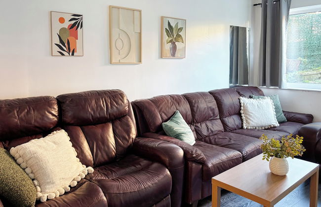 Relaxing Getaway With Hot Tub & Sauna Sleeps 6 - Foto 21