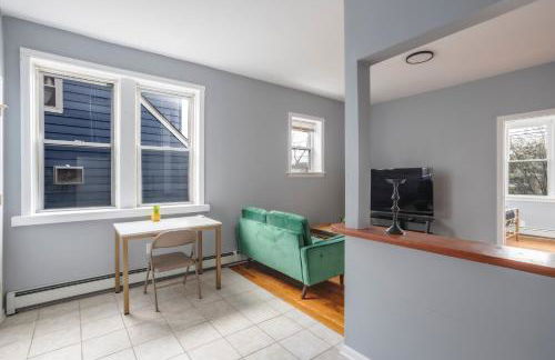 One BR near Metlife with Laundry & Parking - Foto 16