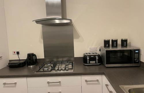 MODERN 4 BEDROOM HOUSE WITH GARDEN & PARKING - Foto 6