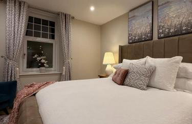 Home away from home in Glasgow - Free Street Parking - Photo 3