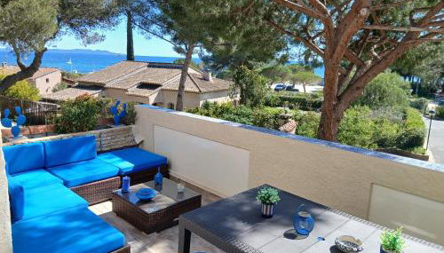 Petit coin de paradis les pieds dans l’eau - Foto 4, Garden, sunbed, Garden view