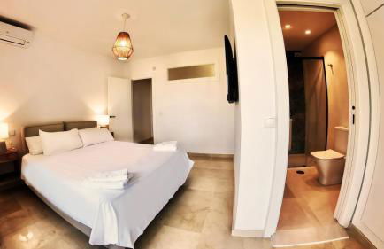 Seaside Golf haven in Cabopino Marbella - Photo 10