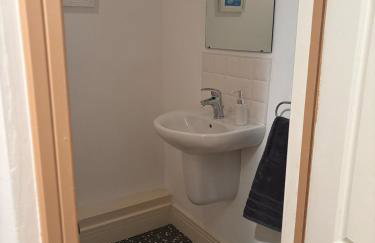 Central Plymouth Sea View Penthouse Apartment with Secure Parking - Foto 49