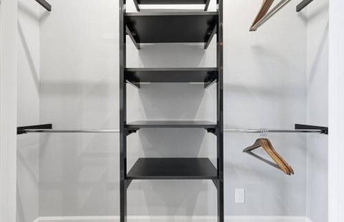 Cityscape Star Retreat near Deep Ellum and Dwntown - Photo 13