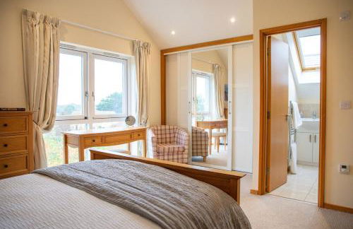 6 The Salterns - Yarmouth - Photo 18