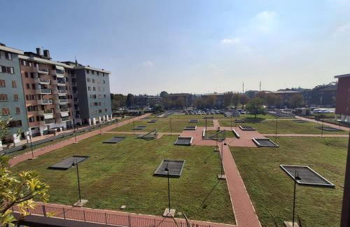 Bilocale comodamente collegato con centro Milano - Photo 3