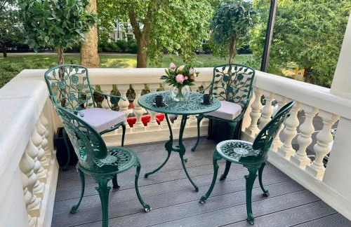 Elegant One Bedroom Apartment in Central London - Photo 35