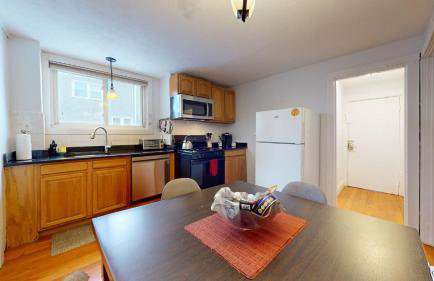 Cozy 1 bed, 1 bath in Brookline Village - Foto 8