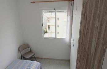Apartamento céntrico en la playa con piscina. - Foto 12