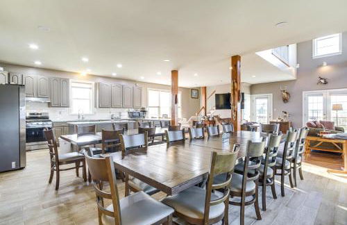 Eastern Shore Group Getaway! Riverfront Home - Foto 2