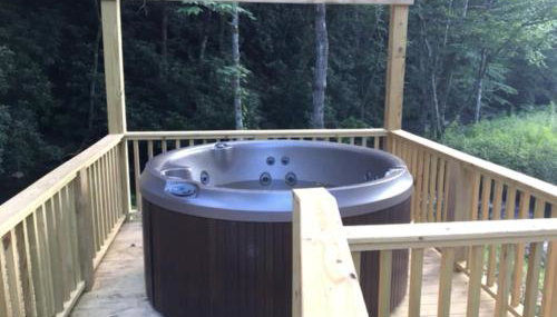 Spring Ridge Luxury Yurt - Creekside Glamping with Private Hot Tub - Foto 4