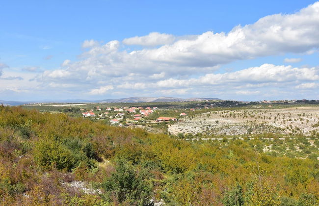 This Pleasant Holiday Home is an Ideal Starting Point to Explore Dalmatia - Foto 30