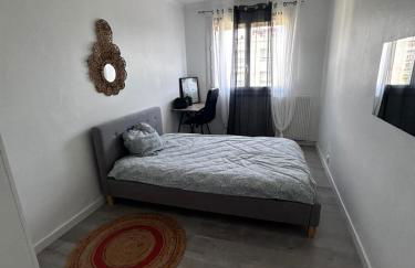 Large 3 bedroom cozy apartment - Foto 22