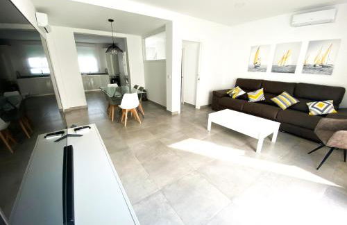 Casa moderna, piscina, playa, TV75, Netflix, PS4 - Foto 8