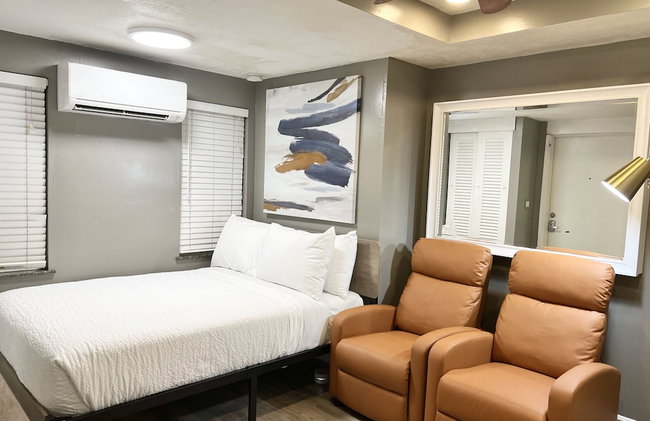 Miami Beach HomeStay - Photo 5