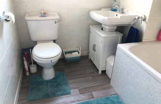 Central Falkirk 3 Bedroom Apartment - Foto 10