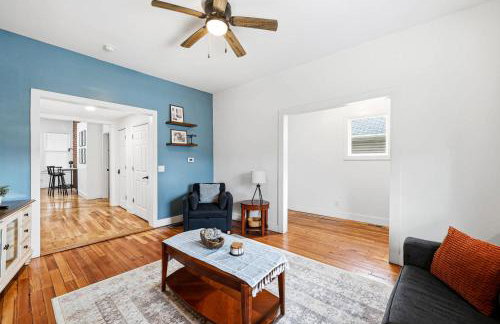 Cozy 2-Floor Home 5BR 3BA 2 Kitchens Backyard - Foto 11