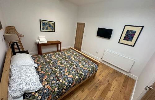 Superb City Centre apt with parking - Photo 7