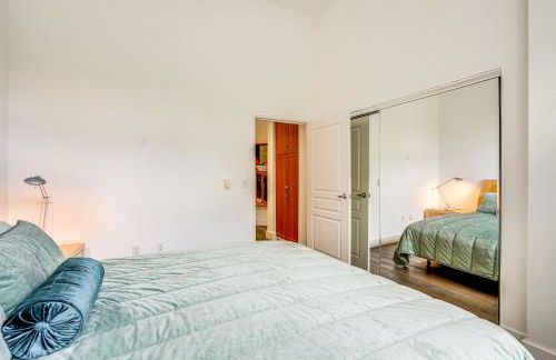 Luxe Condo with Private Patio and Perks in Emeryville! - Foto 12