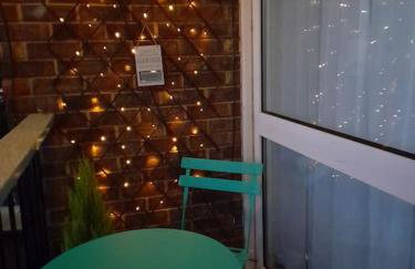Cosy Apartment with Balcony and Breakfast - Foto 14