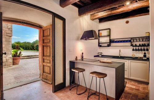 Exclusive House Inside Historic Fortress - Photo 2